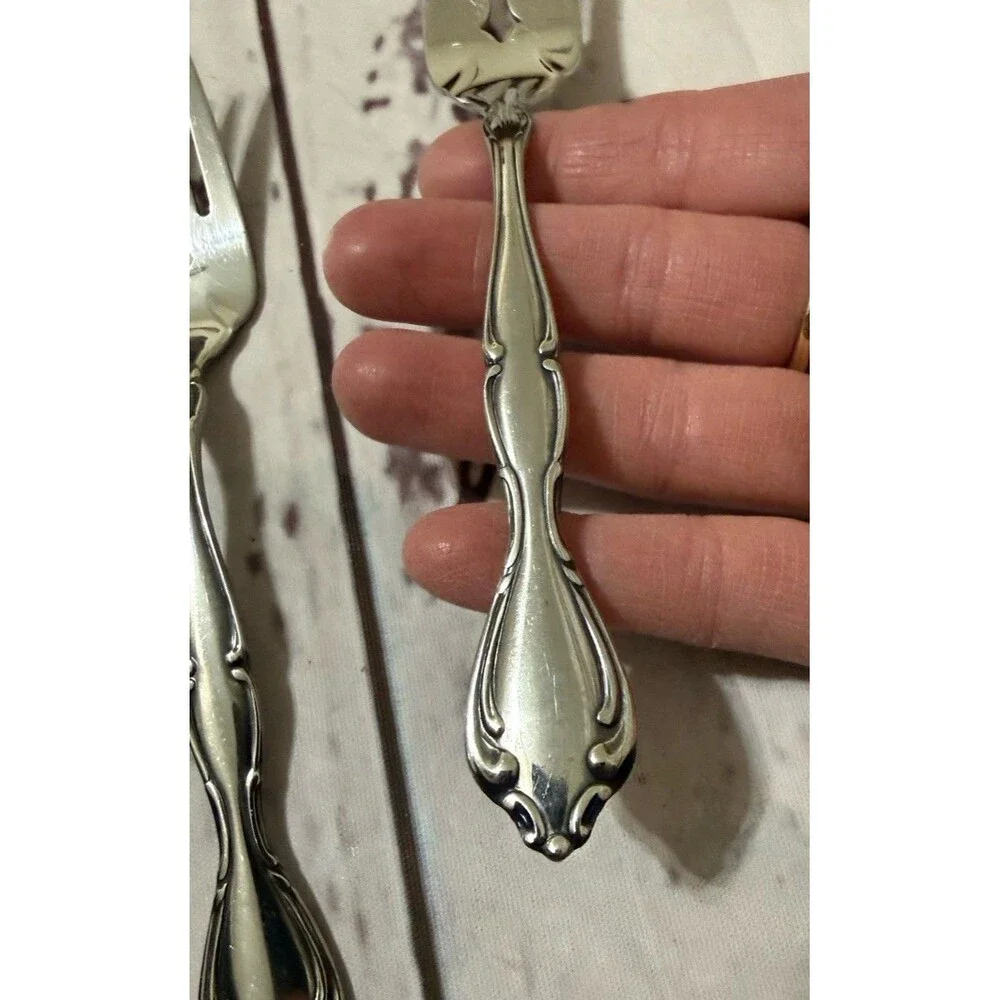 Oneida Cantata Stainless Salad Forks 6 5/8” X 4 Flatware Silverware